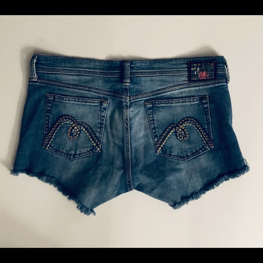 🦋MAUI JIM Womens Denim Shorts